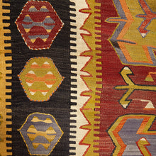 Lade das Bild in den Galerie-Viewer, Vintage Anatolian Kilim 151x218 cm .