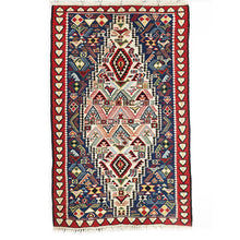 Lade das Bild in den Galerie-Viewer, Vintage Anatolian Kilim 107x172 cm
