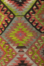 Lade das Bild in den Galerie-Viewer, Vintage Anatolian Kilim 182x310 cm .