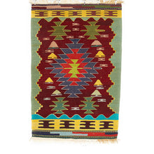 Lade das Bild in den Galerie-Viewer, Vintage Anatolian Kilim 73x109 cm .