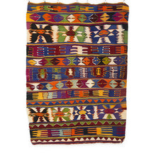 Lade das Bild in den Galerie-Viewer, Vintage Anatolian Kilim 104x140 cm .