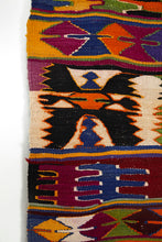 Lade das Bild in den Galerie-Viewer, Vintage Anatolian Kilim 104x140 cm .