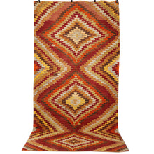 Lade das Bild in den Galerie-Viewer, Vintage Anatolian Kilim 174x326 cm .
