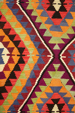 Lade das Bild in den Galerie-Viewer, Vintage Anatolian Kilim 162x315 cm .