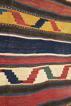 Lade das Bild in den Galerie-Viewer, Vintage Anatolian Runner Kilim  80x206 cm .
