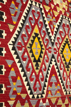 Lade das Bild in den Galerie-Viewer, Vintage Anatolian Esme Kilim 164x332 cm