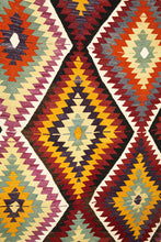 Lade das Bild in den Galerie-Viewer, Vintage Anatolian Kilim 148x265 cm .