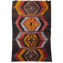 Charger l'image dans la galerie, Vintage Anatolian Kilim 165x263 cm .