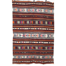 Load the image into the gallery viewer, Vintage Anatolian Kilim 160x246 cm .
