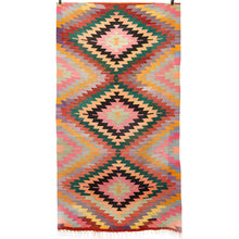 Lade das Bild in den Galerie-Viewer, Vintage Anatolian Kilim 132x243 cm .