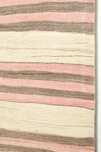 Lade das Bild in den Galerie-Viewer, Vintage Anatolian Runner Kilim  82x448 cm .