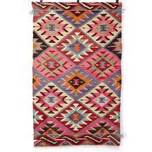 Lade das Bild in den Galerie-Viewer, Vintage Anatolian Kilim 115x186 cm .