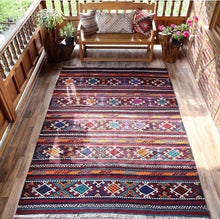Lade das Bild in den Galerie-Viewer, Vintage Anatolian Cicim Kilim 187x259 cm .