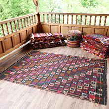 Lade das Bild in den Galerie-Viewer, Vintage Anatolian Cicim Kilim 143x200 cm .