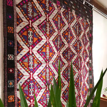 Lade das Bild in den Galerie-Viewer, Vintage Anatolian Cicim Kilim 143x206 cm