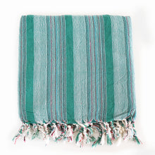 Lade das Bild in den Galerie-Viewer, Striped Green Peshtemal
