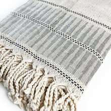 Charger l&#39;image dans la galerie, Grey Ziggy Peshtemal
