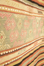 Lade das Bild in den Galerie-Viewer, Vintage Anatolian Kilim 166x282 cm .
