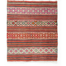 Lade das Bild in den Galerie-Viewer, Vintage Anatolian Kilim   102x120 cm .
