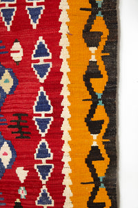 Vintage Anatolian Kilim   100x137 cm .