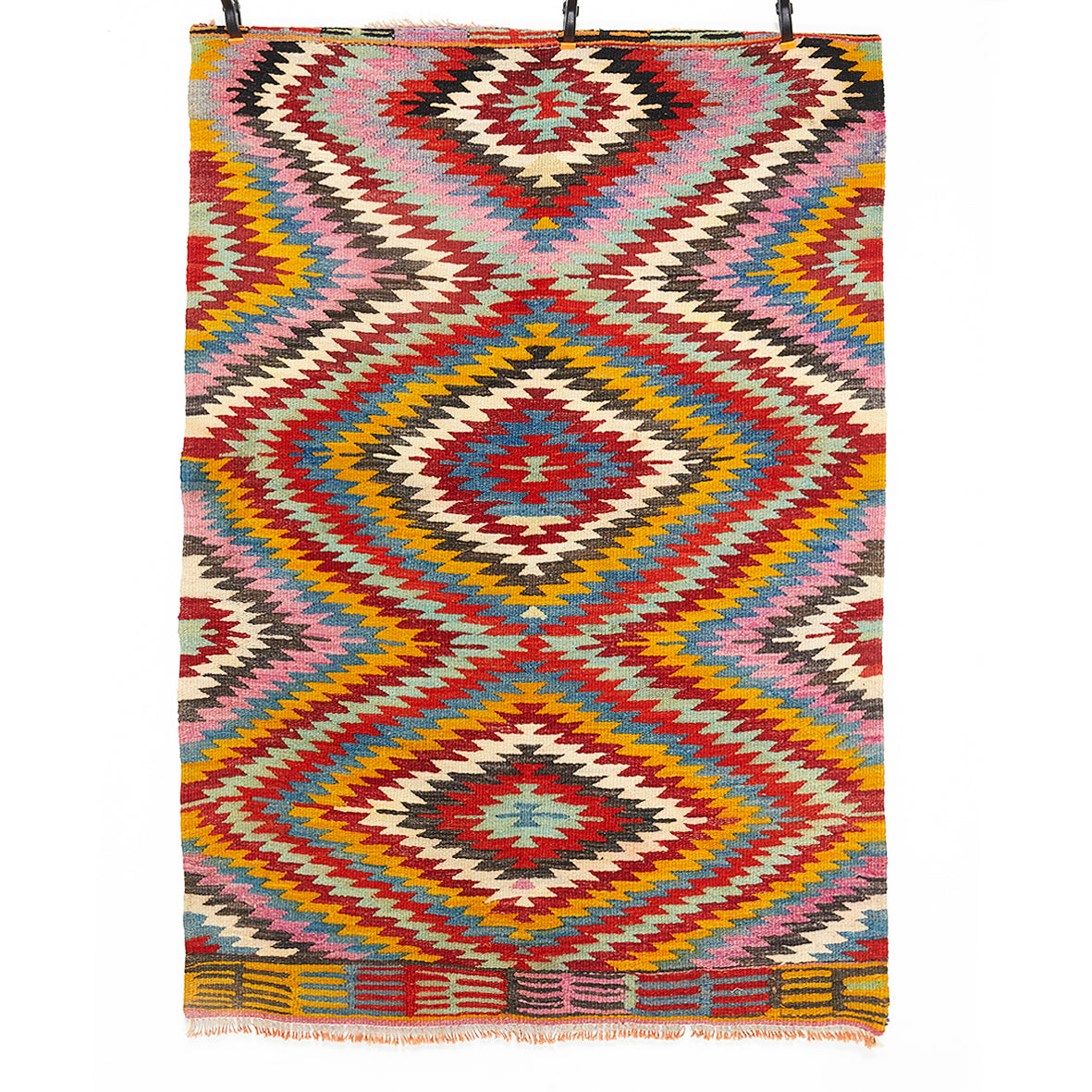 Vintage Anatolian Kilim   140x198 cm .