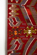 Lade das Bild in den Galerie-Viewer, Vintage Anatolian Kilim   88x161 cm .
