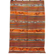 Lade das Bild in den Galerie-Viewer, Vintage Anatolian Cicim Kilim   174x267 cm .
