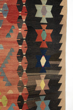 Lade das Bild in den Galerie-Viewer, Vintage Anatolian Kilim   165x253 cm
