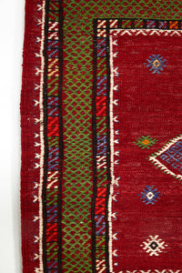Vintage Anatolian Kilim   100x103 cm .