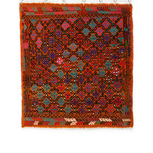 Lade das Bild in den Galerie-Viewer, Vintage Anatolian Kilim   98x104 cm
