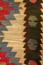 Lade das Bild in den Galerie-Viewer, Vintage Anatolian Kilim   79x134 cm
