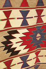 Lade das Bild in den Galerie-Viewer, Vintage Anatolian Kilim   90x122 cm
