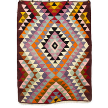 Lade das Bild in den Galerie-Viewer, Vintage Anatolian Kilim  181x242 cm .
