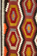 Load the image into the gallery viewer, Vintage Anatolian Kilim  147x242 cm .
