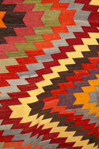 Vintage Anatolian Kilim  196x310 cm .