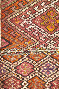 Vintage Anatolian Kilim  107x117 cm