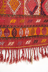 Vintage Anatolian Kilim  90x150 cm .