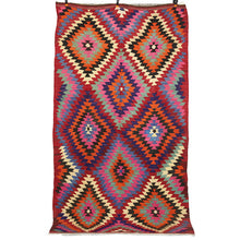 Lade das Bild in den Galerie-Viewer, Vintage Anatolian Kilim   160x277 cm .
