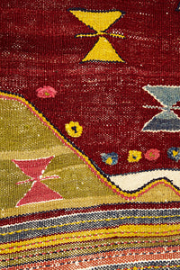 Vintage Anatolian Kilim  147x220 cm .