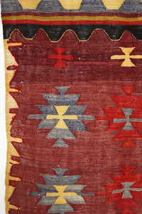 Vintage Anatolian Kilim  87x129 cm .