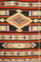 Lade das Bild in den Galerie-Viewer, Vintage Anatolian Kilim  159x448 cm .
