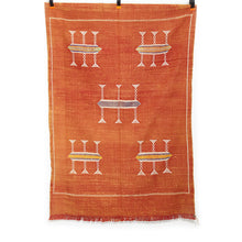 Lade das Bild in den Galerie-Viewer, Vintage Silk Kilim  95x137 cm
