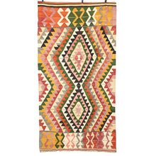 Lade das Bild in den Galerie-Viewer, Vintage Anatolian Kilim  135x264 cm .
