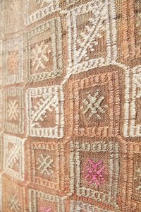 Vintage Anatolian Kilim  152x218 cm