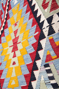 Vintage Anatolian Kilim  188x257 cm