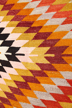 Lade das Bild in den Galerie-Viewer, Vintage Anatolian Kilim  164x236 cm
