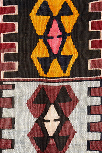 Vintage Anatolian Kilim  140x209 cm .