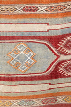 Lade das Bild in den Galerie-Viewer, Vintage Anatolian Kilim  150x295 cm .

