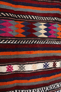 Vintage Anatolian Kilim 160x246 cm .