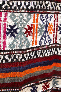 Vintage Anatolian Kilim 160x246 cm .